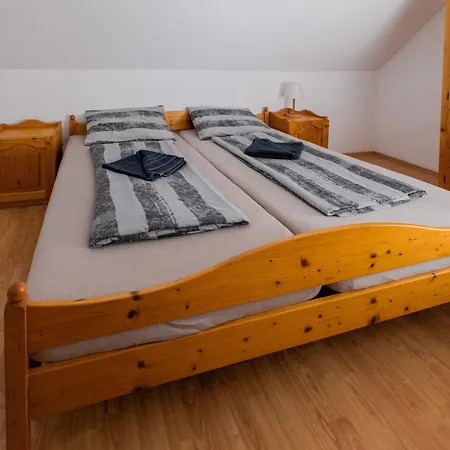 Chill House Lägenhet Orfű